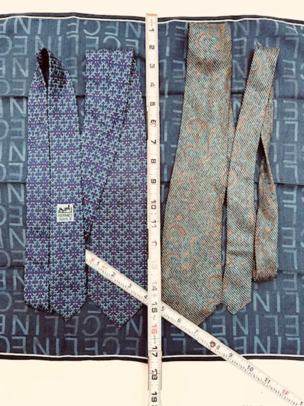 Set: 2 Classic Neck-Ties SilkHERMES Paris & MISSONI +1 Celine Handkerchief(71 - Picture 11 of 15